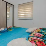 By The Sea - 18591 Apartment