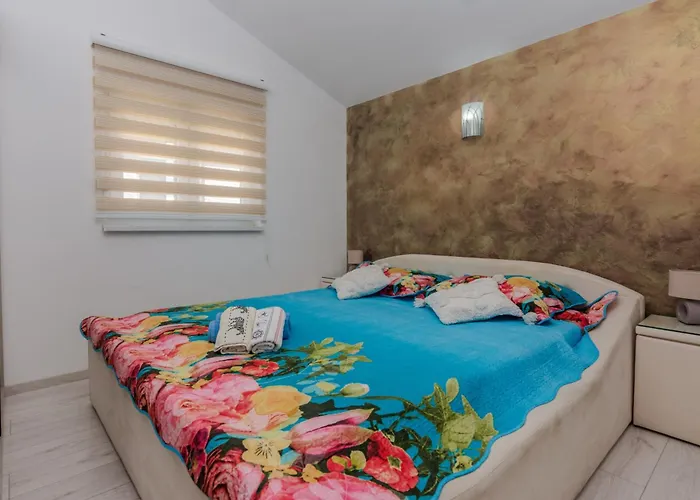 Apartament By The Sea - 18591 *