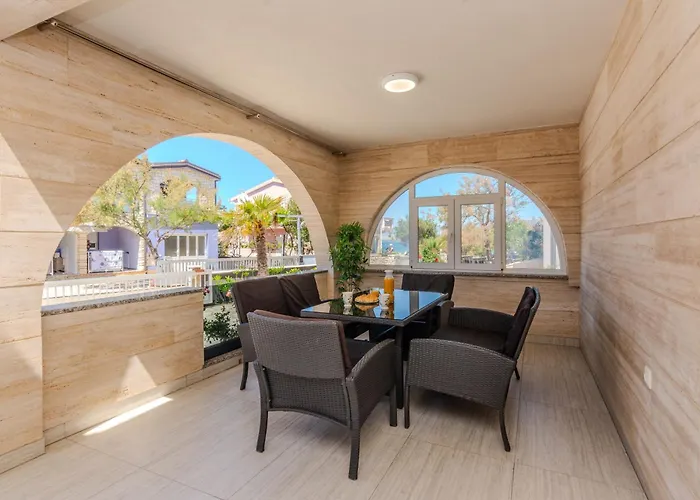 Apartament By The Sea - 18591 Vir